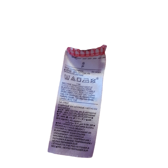 Fun red and white striped Gap Scoop Neck Bodysuit, Size small - Picture 2 of 5